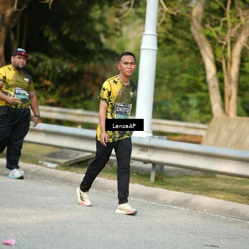 Runner Photo 6271146