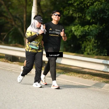Runner Photo 6271291