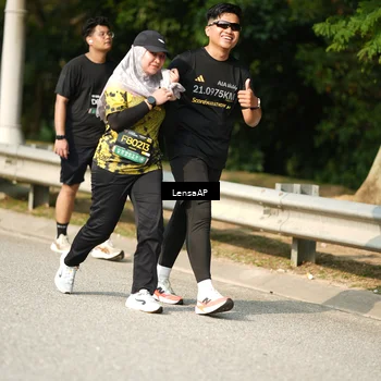 Runner Photo 6271315