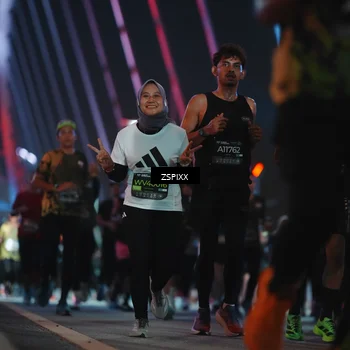 Runner Photo 6271429