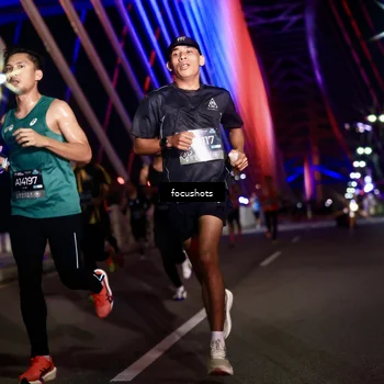 Runner Photo 6271459
