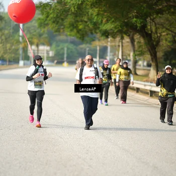 Runner Photo 6271469