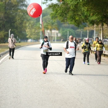 Runner Photo 6271490