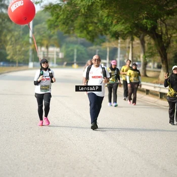 Runner Photo 6271492