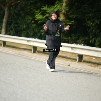 Runner Photo 6271512