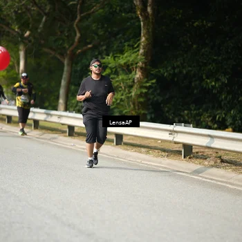 Runner Photo 6271646