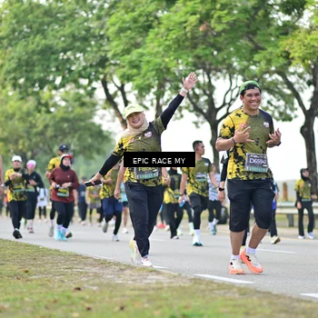 Runner Photo 6271796