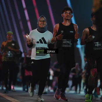Runner Photo 6271877
