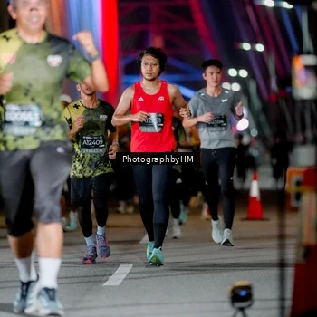 Runner Photo 6272033