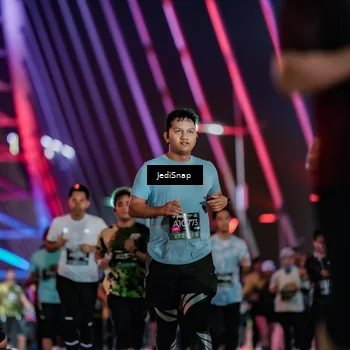 Runner Photo 6272052