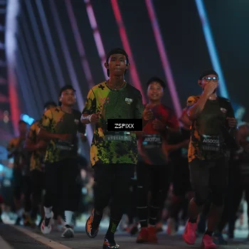 Runner Photo 6272083