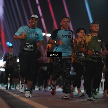 Runner Photo 6272304