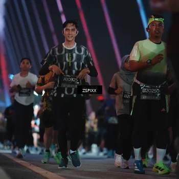 Runner Photo 6272459