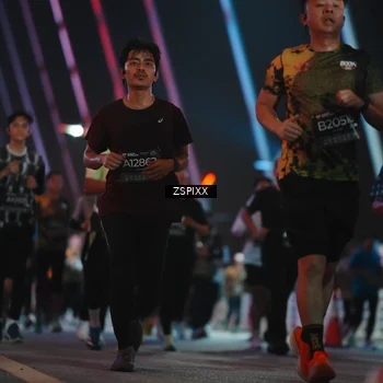 Runner Photo 6272477