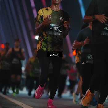 Runner Photo 6272851