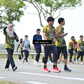 Runner Photo 6272865