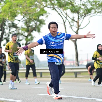 Runner Photo 6272914