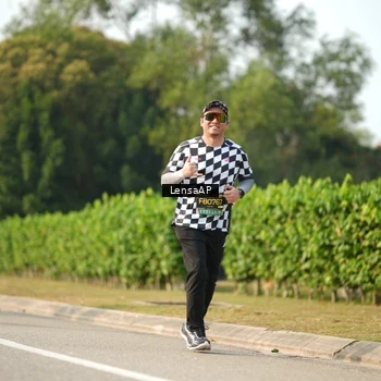 Runner Photo 6272949