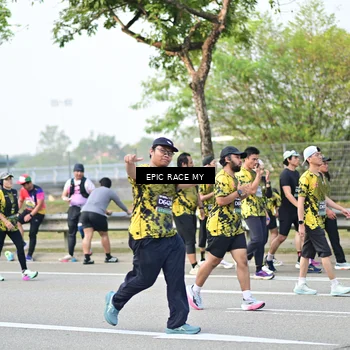 Runner Photo 6273058