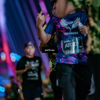 Runner Photo 6273090