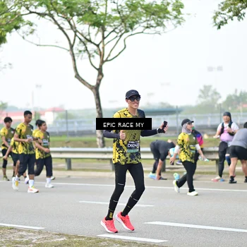 Runner Photo 6273097