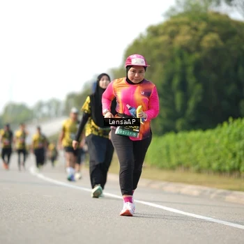 Runner Photo 6273244