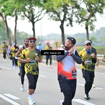 Runner Photo 6273336