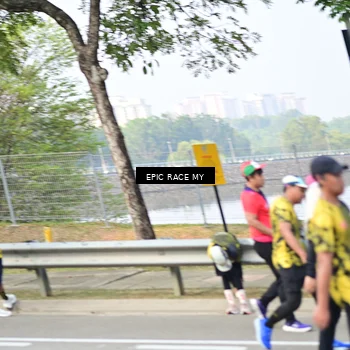 Runner Photo 6273340