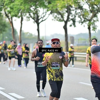 Runner Photo 6273357