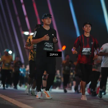 Runner Photo 6273568