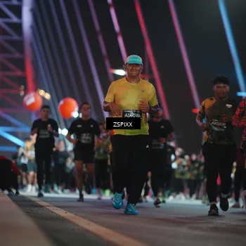 Runner Photo 6273694