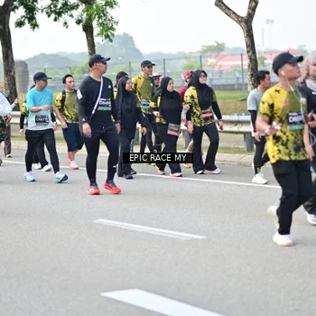Runner Photo 6273792