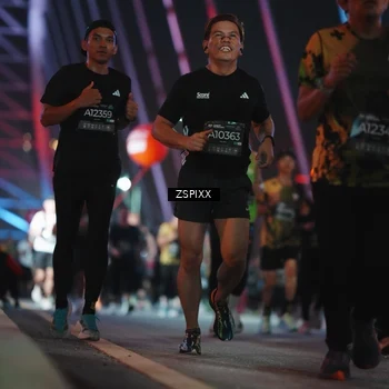 Runner Photo 6273857