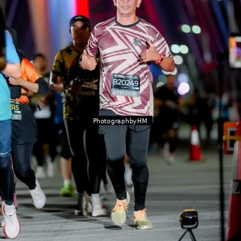 Runner Photo 6273867