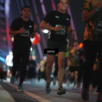 Runner Photo 6273890