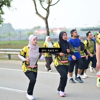 Runner Photo 6274008
