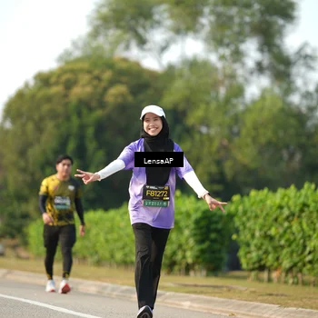 Runner Photo 6274044