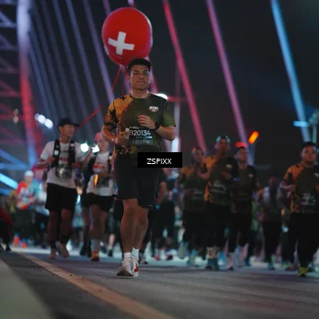 Runner Photo 6274060