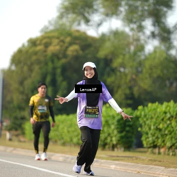 Runner Photo 6274063
