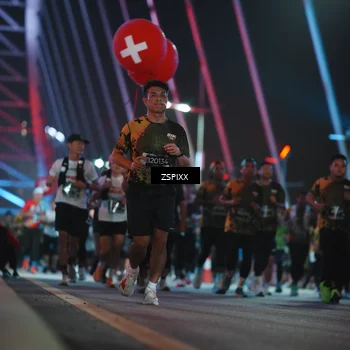Runner Photo 6274070