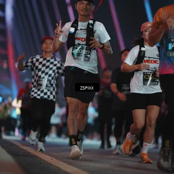 Runner Photo 6274249
