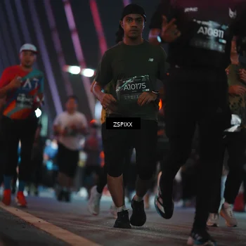 Runner Photo 6274355