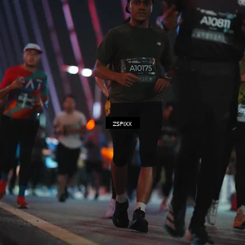 Runner Photo 6274364