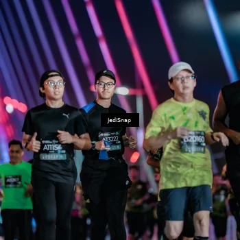 Runner Photo 6274370