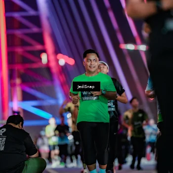 Runner Photo 6274394