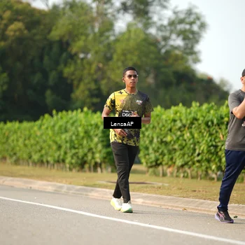 Runner Photo 6274406