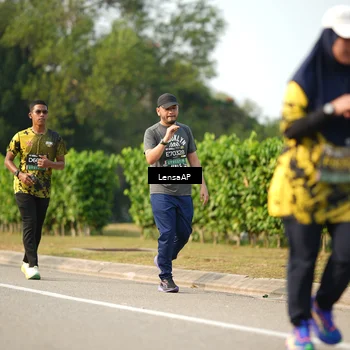 Runner Photo 6274429