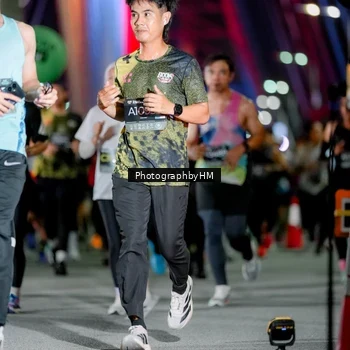 Runner Photo 6274436