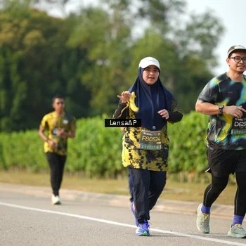 Runner Photo 6274461