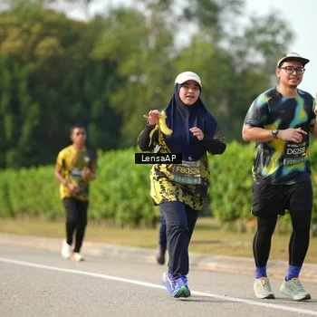 Runner Photo 6274463
